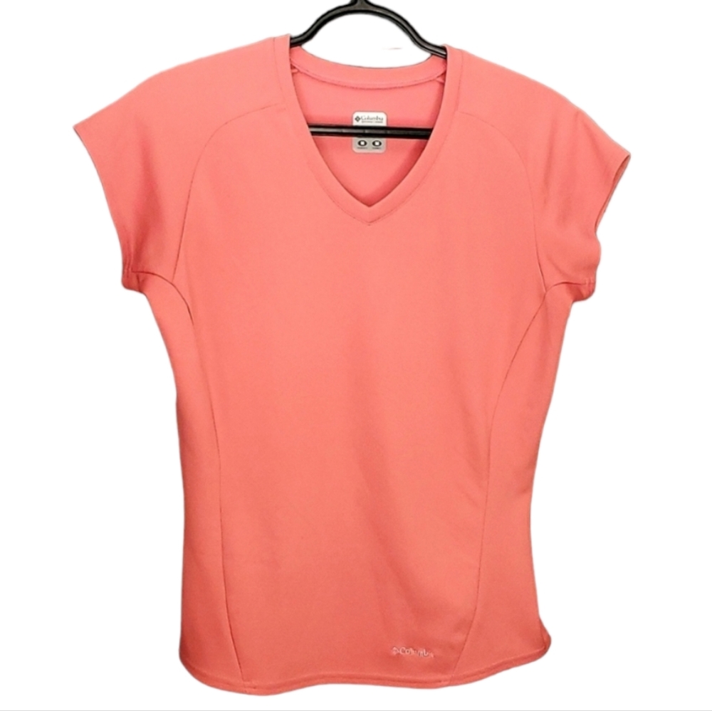 Columbia Titanium Women's Athletic TShirt - Size Medium (a couple snags)